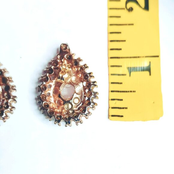 Vintage Rose Quartz Pink Cabochon Teardrop Earrings With Rhinestones - Picture 5 of 5